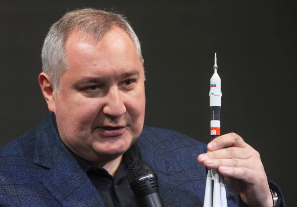 Глава «Роскосмоса» Дмитрий Рогозин - о космических станциях и санкциях