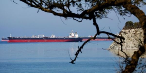 Россия спешно мобилизует Тихоокеанский флот на защиту своих танкеров от пиратов из США и ЕС