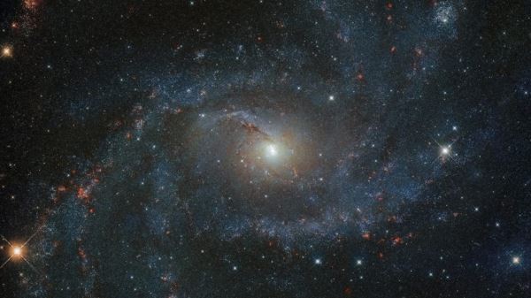 “Хаббл” показал спиральную галактику NGC 6946