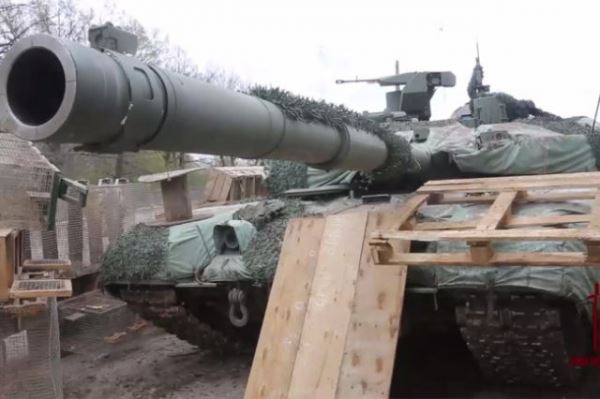 Похожий на Т-90М стелс-танк впервые замечен в районе спецоперации